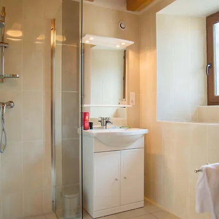 La Grange De Chabanettes 3/6 Personnes Termes (Lozere)